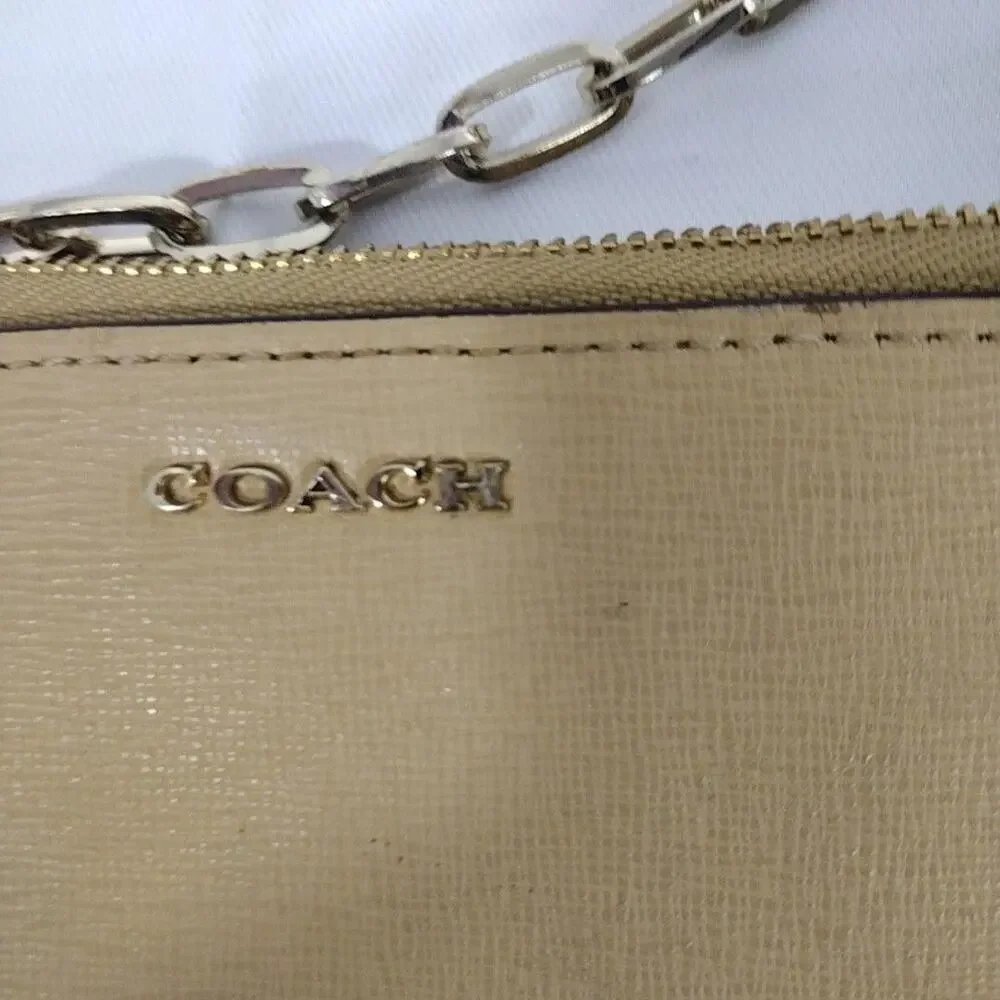 Coach Crossbody Bag Womens Small Beige Leather Chain Strap Gold Zip Purse